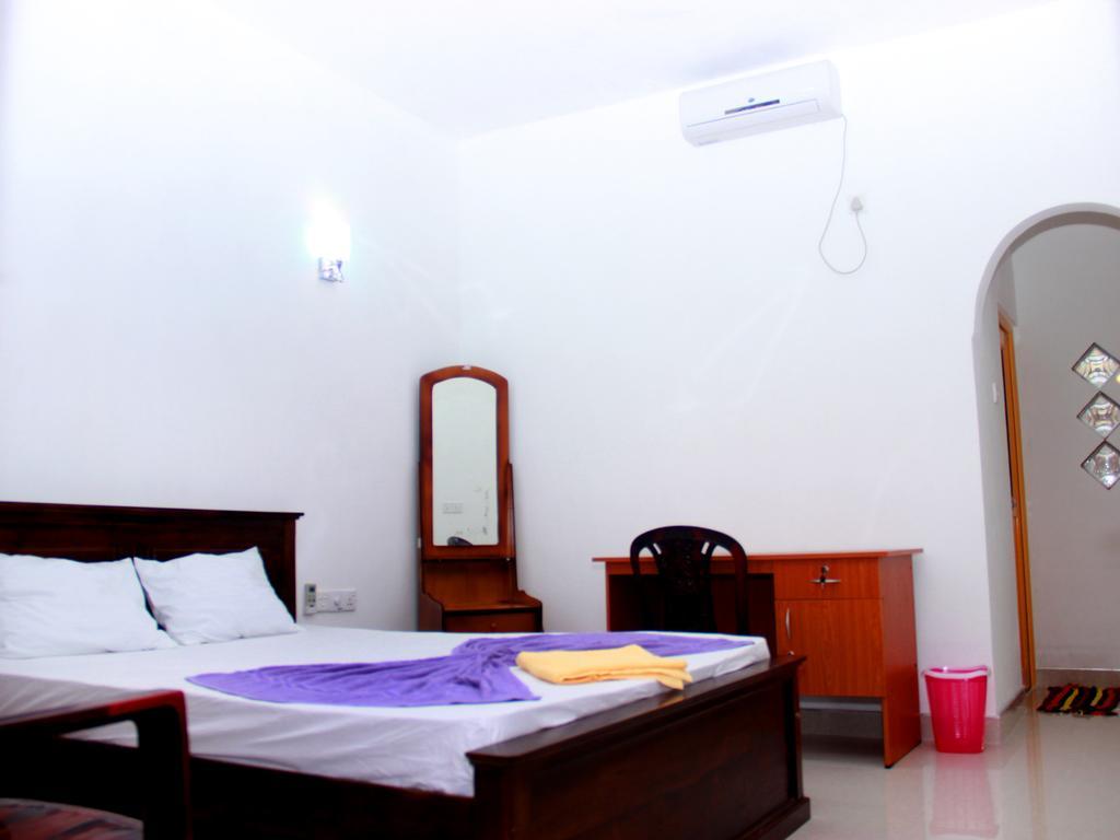 Heaven Star Rest Bed and Breakfast Mirissa Δωμάτιο φωτογραφία