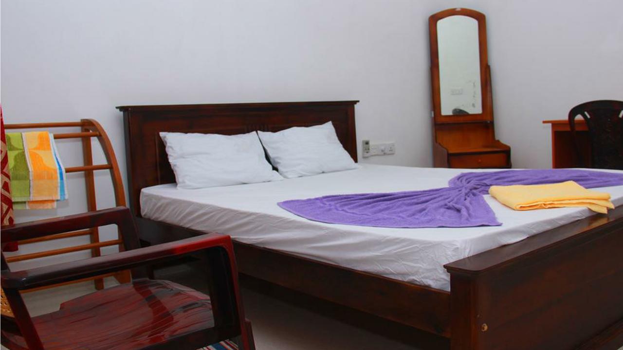 Heaven Star Rest Bed and Breakfast Mirissa Εξωτερικό φωτογραφία